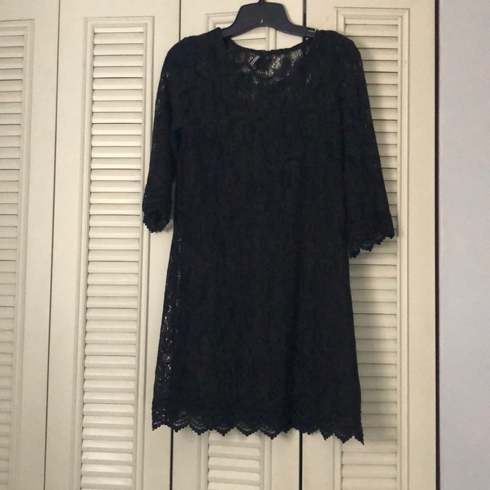 Lace mini dress